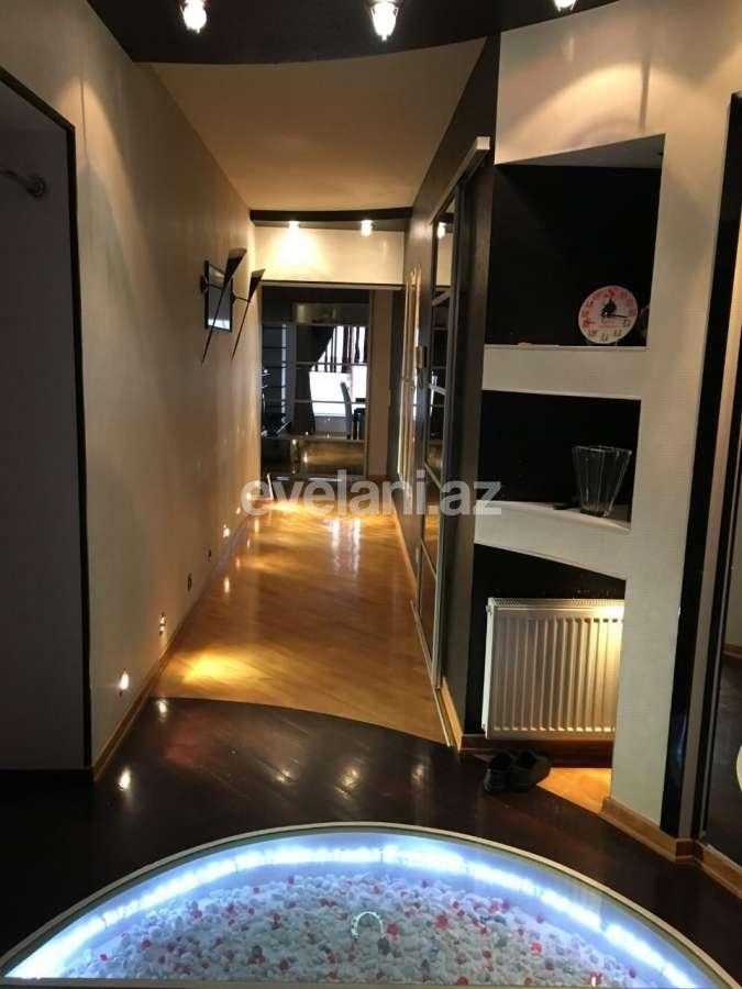 Satılır, köhnə tikili, 5 otaqlı, 88 m², Bakı, Nərimanov r, Nəriman Nərimanov m.