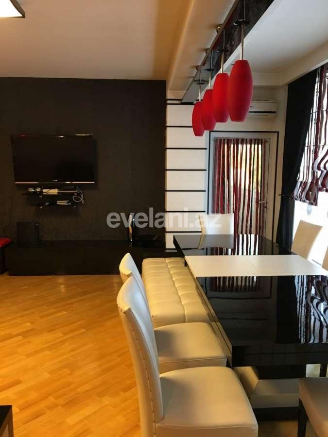 Satılır, köhnə tikili, 5 otaqlı, 88 m², Bakı, Nərimanov r, Nəriman Nərimanov m.