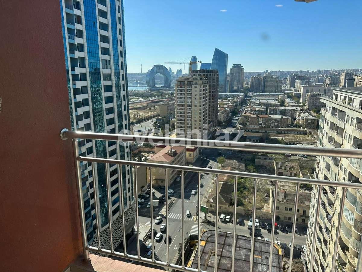 Сдаётся, новостройка, 3-комнаты, 196 m², Баку, Хатаинский r, Шах Исмаил Хатаи m.