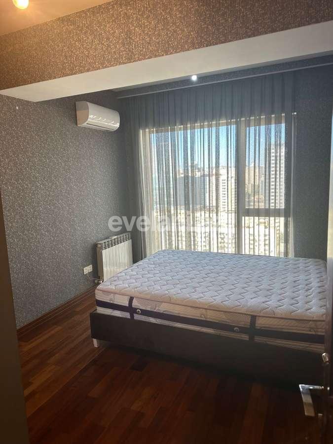 Сдаётся, новостройка, 3-комнаты, 196 m², Баку, Хатаинский r, Шах Исмаил Хатаи m.