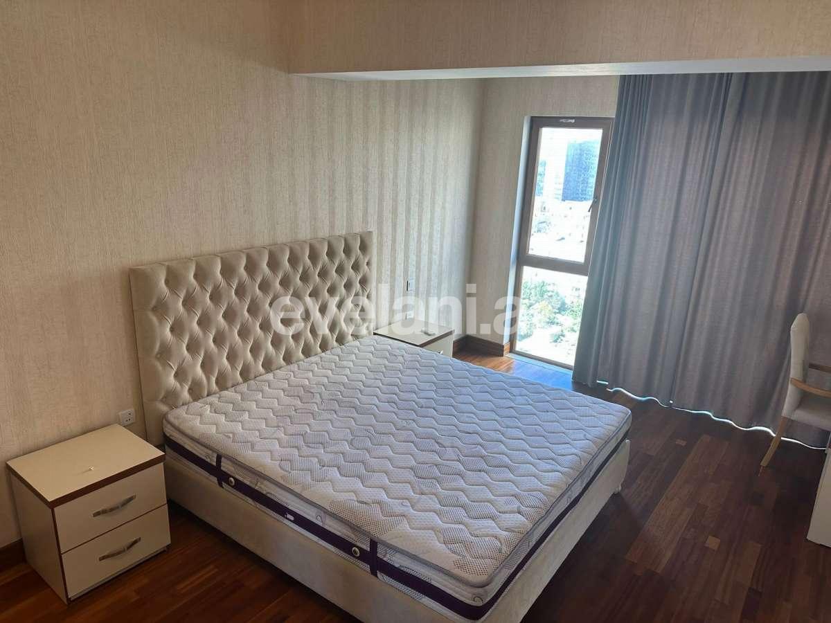 Сдаётся, новостройка, 3-комнаты, 196 m², Баку, Хатаинский r, Шах Исмаил Хатаи m.