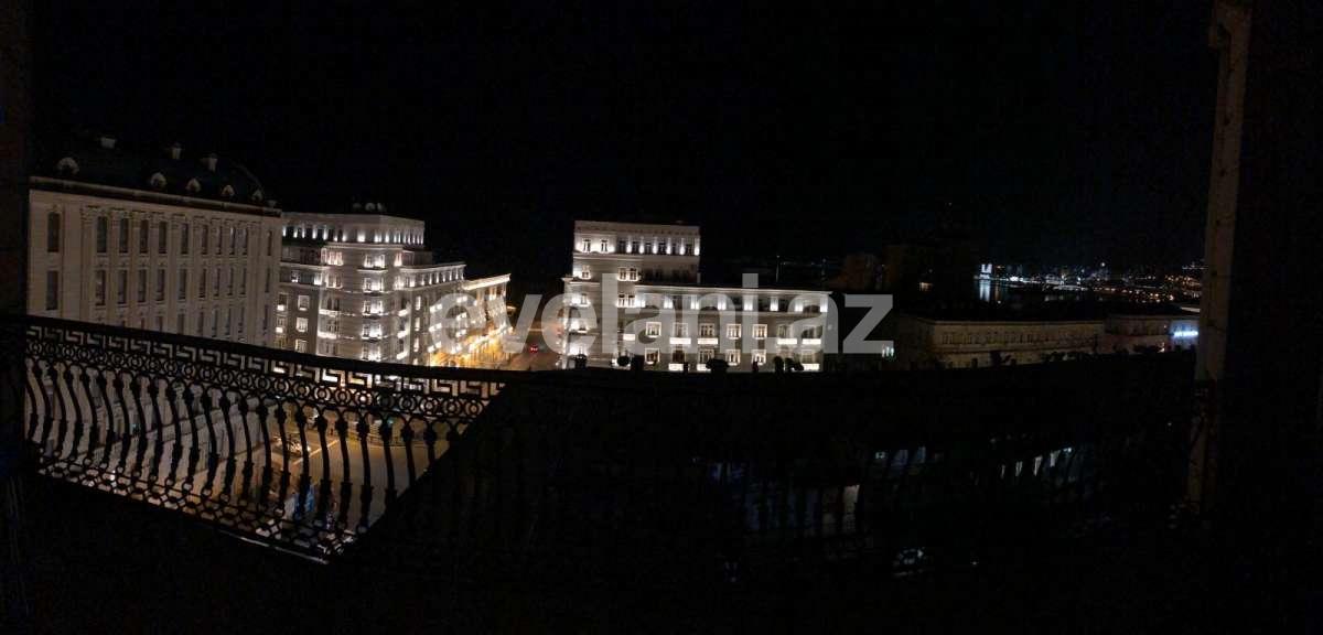 Kirayə verilir, yeni tikili, 4 otaqlı, 210 m², Bakı, Səbail r, Sahil m.