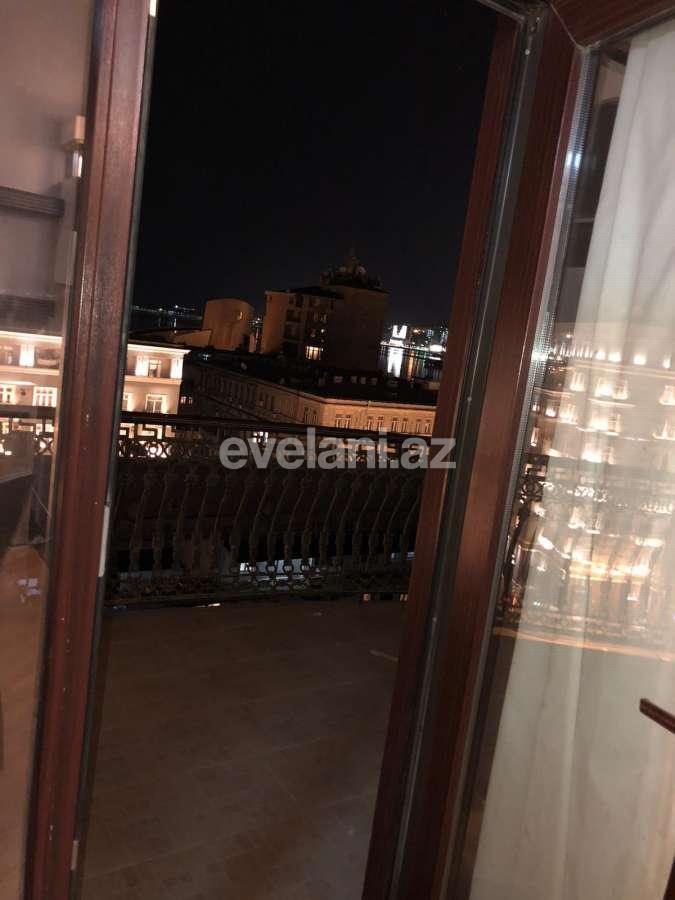 Kirayə verilir, yeni tikili, 4 otaqlı, 210 m², Bakı, Səbail r, Sahil m.