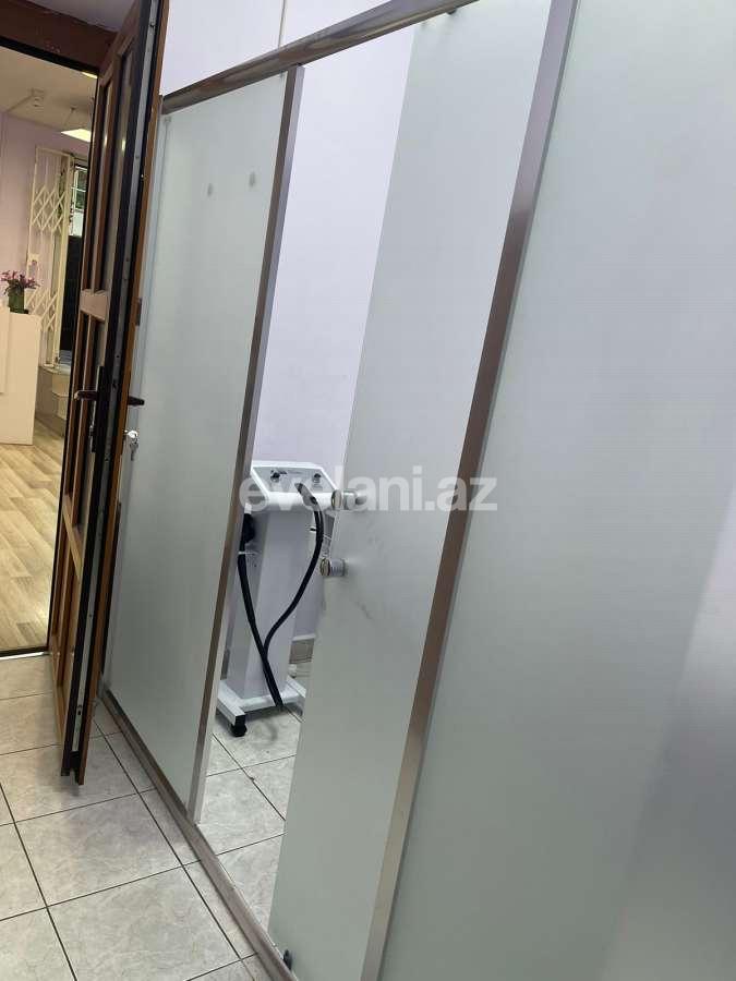 Сдаётся, объект, 60 m², Баку, Ясамальский r, Элмляр Академиясы m.