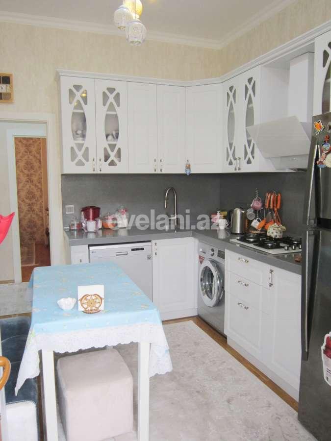 Satılır, yeni tikili, 3 otaqlı, 79 m², Bakı, Nizami r, Qara Qarayev m.