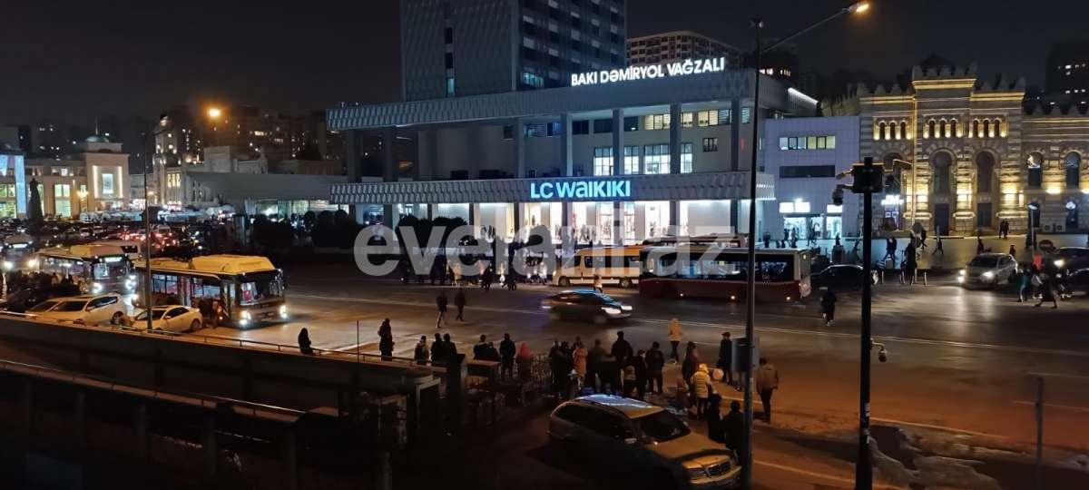 Satılır, köhnə tikili, 4 otaqlı, 110 m², Bakı, Nəsimi r, 28 may m.