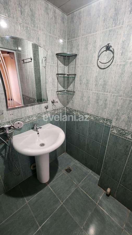 Sale, old building, 3 room, 52 m², Baku, Khatai r.