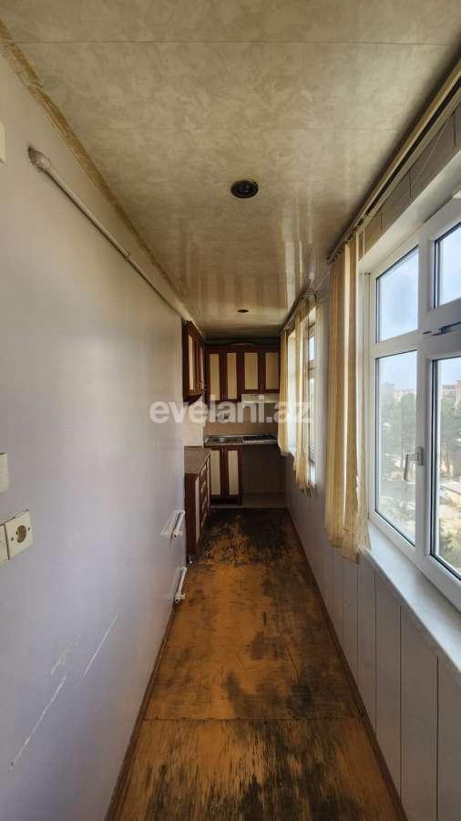 Sale, old building, 3 room, 52 m², Baku, Khatai r.