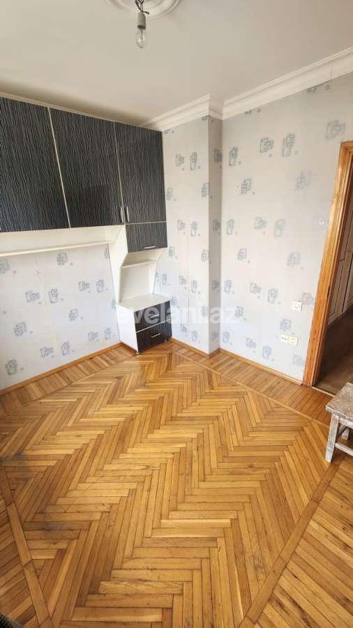 Sale, old building, 3 room, 52 m², Baku, Khatai r.