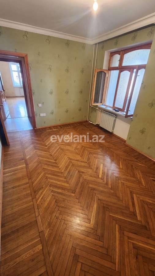 Sale, old building, 3 room, 52 m², Baku, Khatai r.