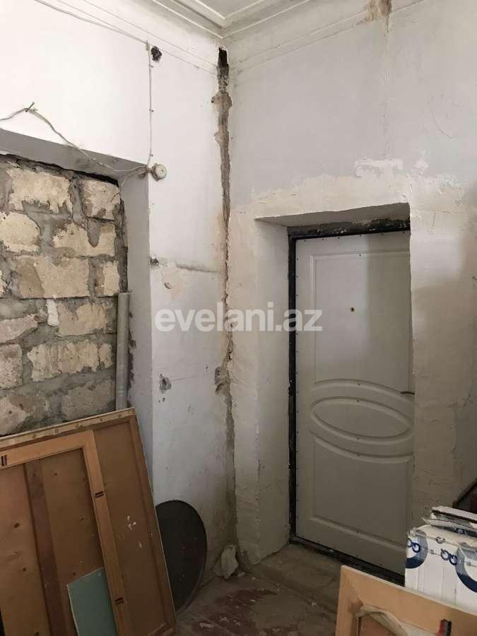 Satılır, köhnə tikili, 1 otaqlı, 35 m², Bakı, Yasamal r, Elmlər Akademiyası m.