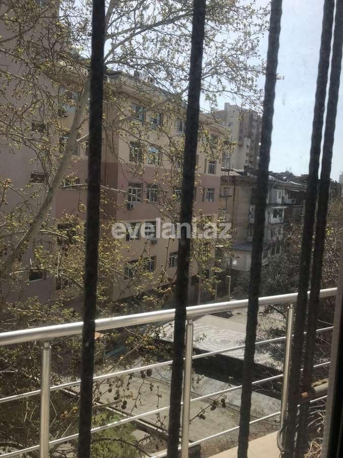 Satılır, köhnə tikili, 1 otaqlı, 35 m², Bakı, Yasamal r, Elmlər Akademiyası m.