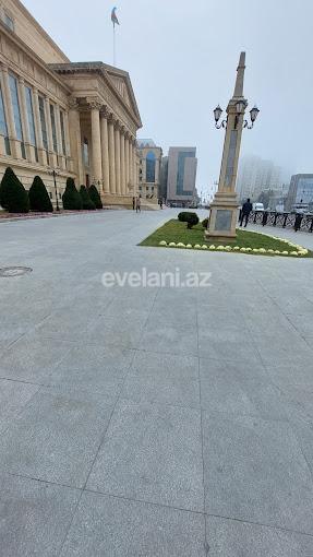 Kirayə verilir, köhnə tikili, 2 otaqlı, 68 m², Bakı, Xətai r, Şah İsmayıl Xətai m.