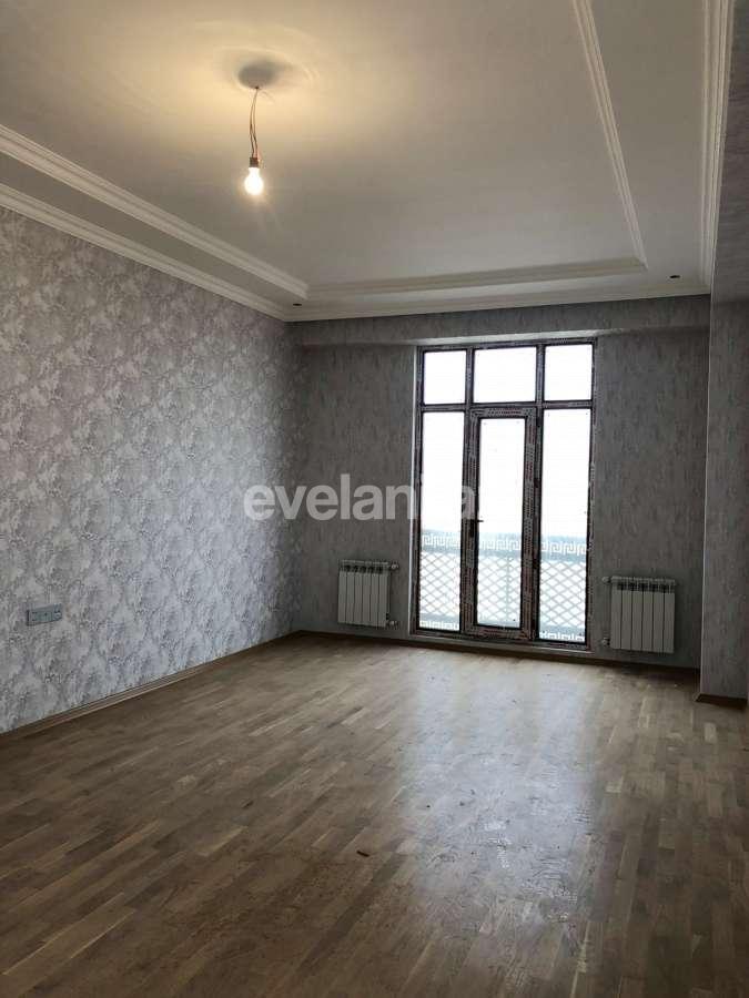 Satılır, yeni tikili, 3 otaqlı, 110 m², Bakı, Nizami r, Qara Qarayev m.