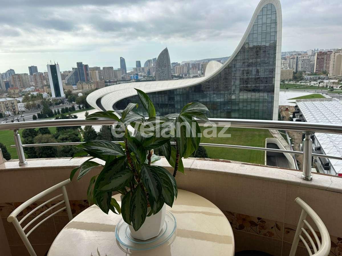 Satılır, yeni tikili, 3 otaqlı, 136 m², Bakı, Nərimanov r, Nəriman Nərimanov m.