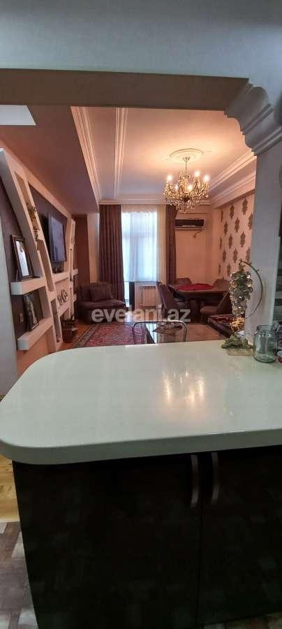 Satılır, yeni tikili, 3 otaqlı, 83 m², Bakı, Nərimanov r, 28 may m.