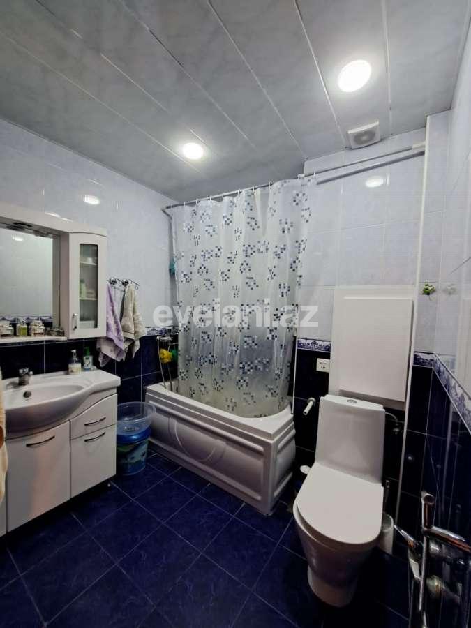 Sale, old building, 3 room, 65 m², Baku, Khatai r, Hazi Aslanov m.