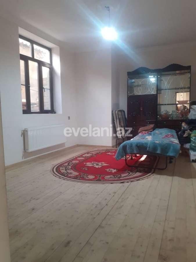 Satılır, həyət evi / bağ, 6 otaqlı, 220 m², Bakı, Yasamal r, Yeni Yasamal q, İnşaatçılar m.