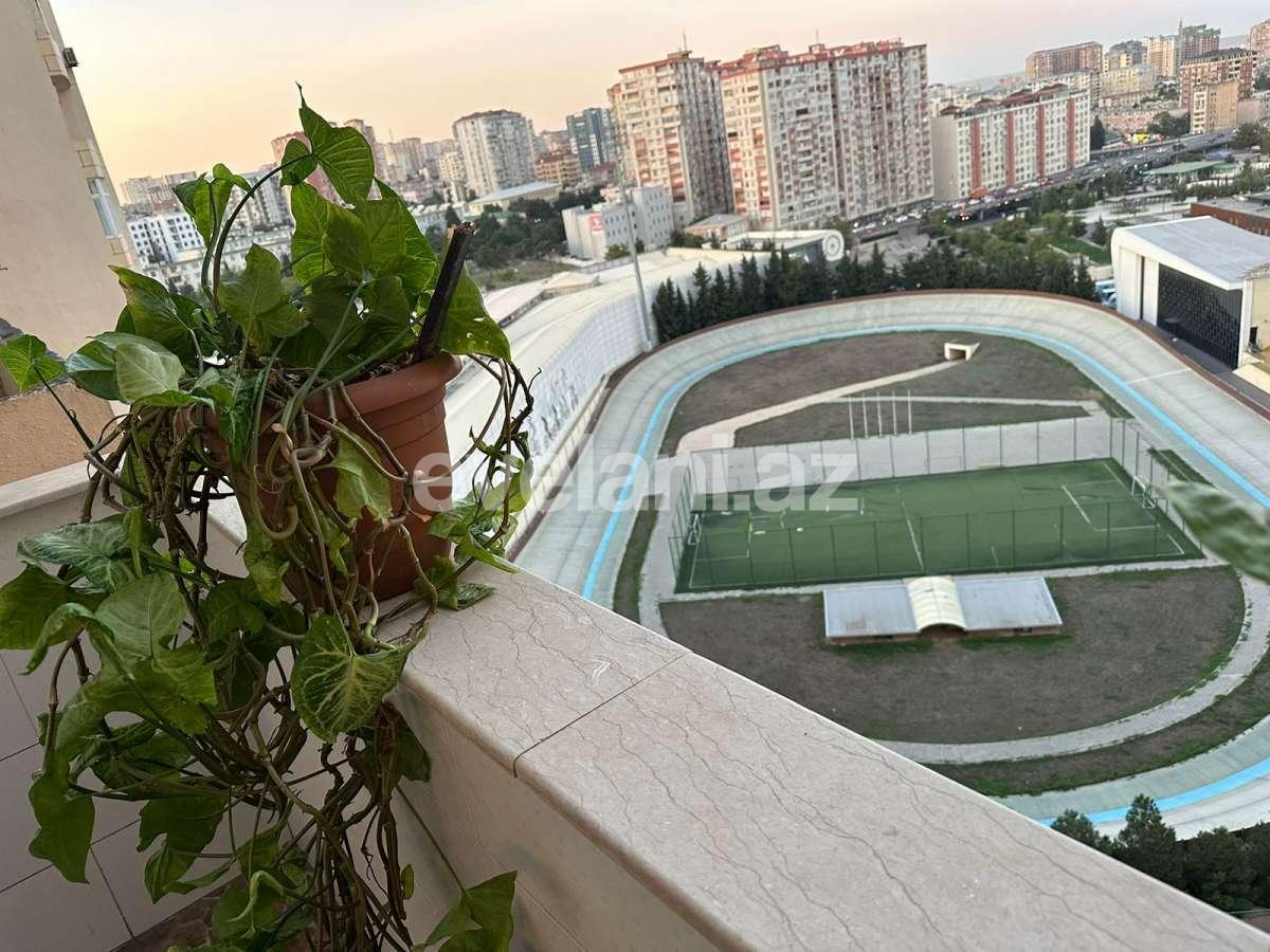 Satılır, yeni tikili, 4 otaqlı, 126 m², Bakı, Yasamal r, İnşaatçılar m.