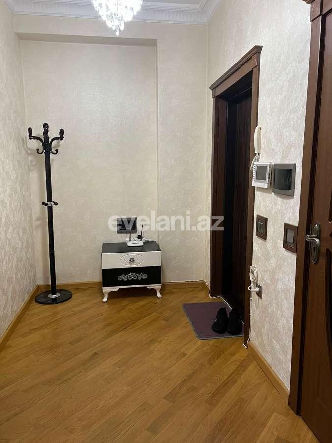 Сдаётся, вторичка, 2-комнаты, 71 m², Баку, Хатаинский r, Шах Исмаил Хатаи m.