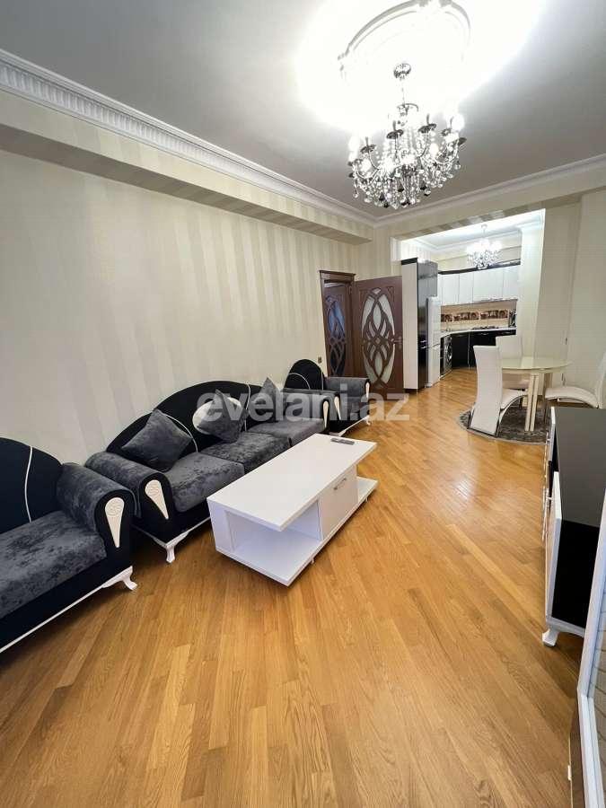 Сдаётся, вторичка, 2-комнаты, 71 m², Баку, Хатаинский r, Шах Исмаил Хатаи m.