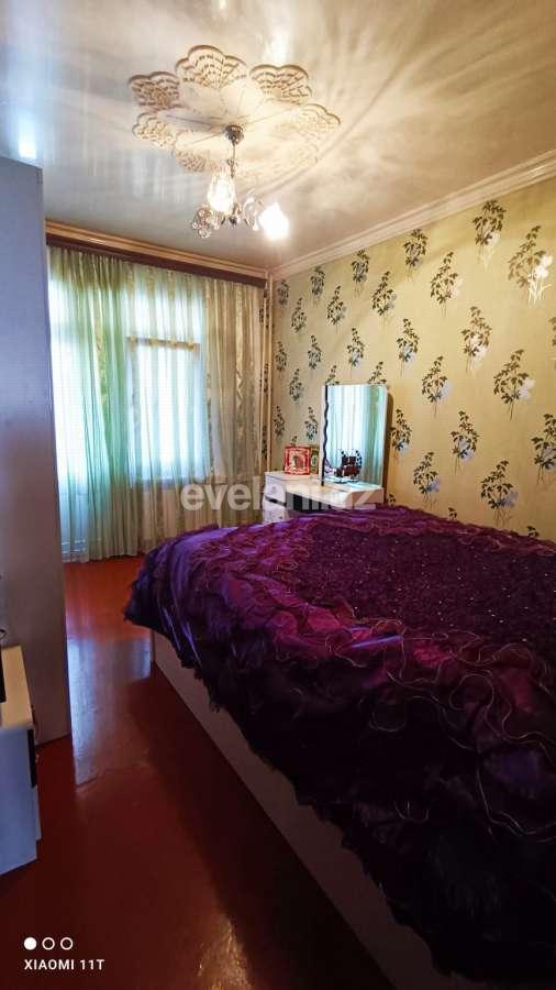 Satılır, köhnə tikili, 4 otaqlı, 110 m², Bakı, Sabunçu r, Bakıxanov q.