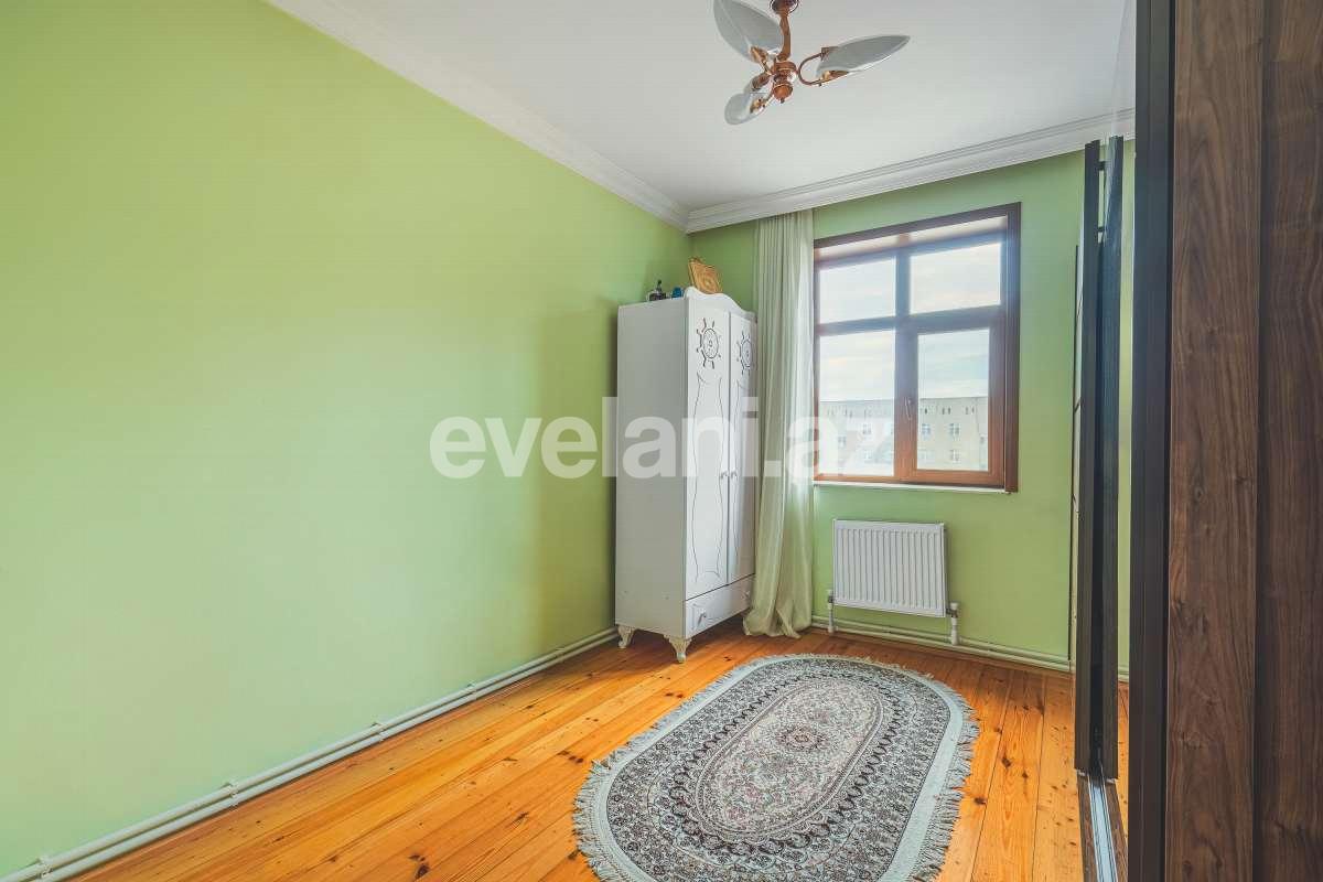 Satılır, köhnə tikili, 4 otaqlı, 80 m², Bakı, Qaradağ r, Lökbatan q.