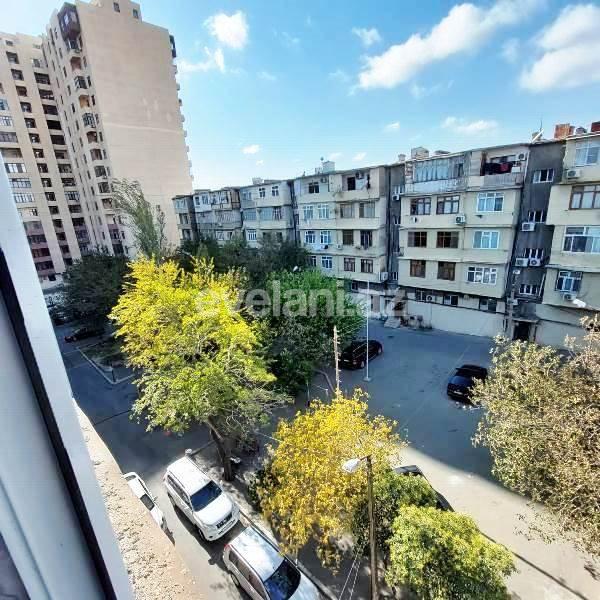 Satılır, köhnə tikili, 3 otaqlı, 70 m², Bakı, Xətai r, Əhmədli q, Həzi Aslanov m.