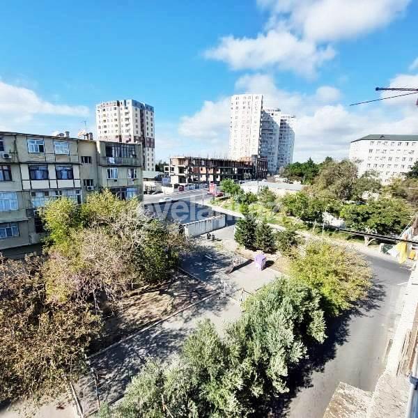 Satılır, köhnə tikili, 3 otaqlı, 70 m², Bakı, Xətai r, Əhmədli q, Həzi Aslanov m.