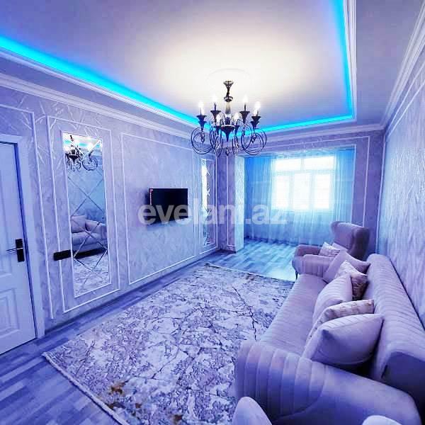 Satılır, köhnə tikili, 3 otaqlı, 70 m², Bakı, Xətai r, Əhmədli q, Həzi Aslanov m.