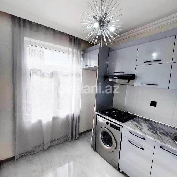 Satılır, köhnə tikili, 3 otaqlı, 70 m², Bakı, Xətai r, Əhmədli q, Həzi Aslanov m.