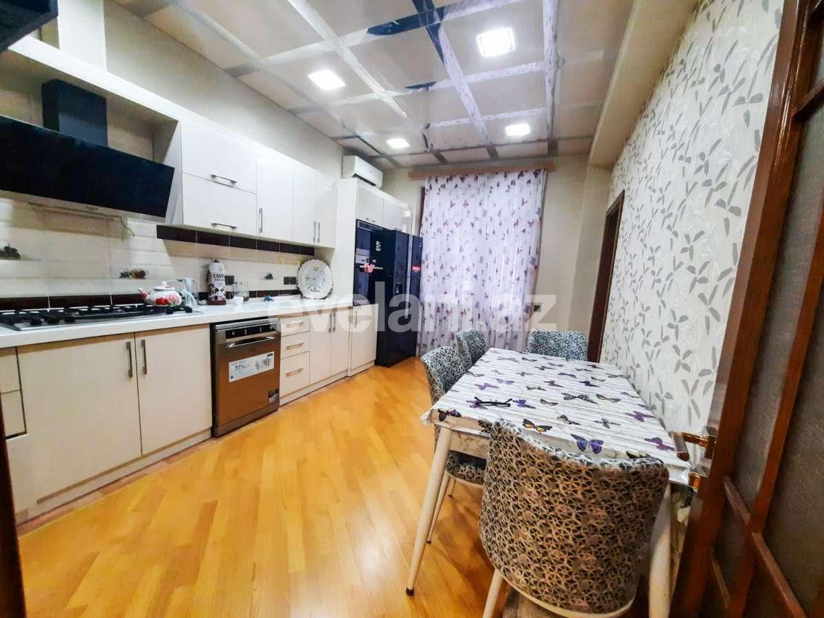 Satılır, yeni tikili, 70 otaqlı, 70 m², Bakı, Nizami r, Neftçilər m.