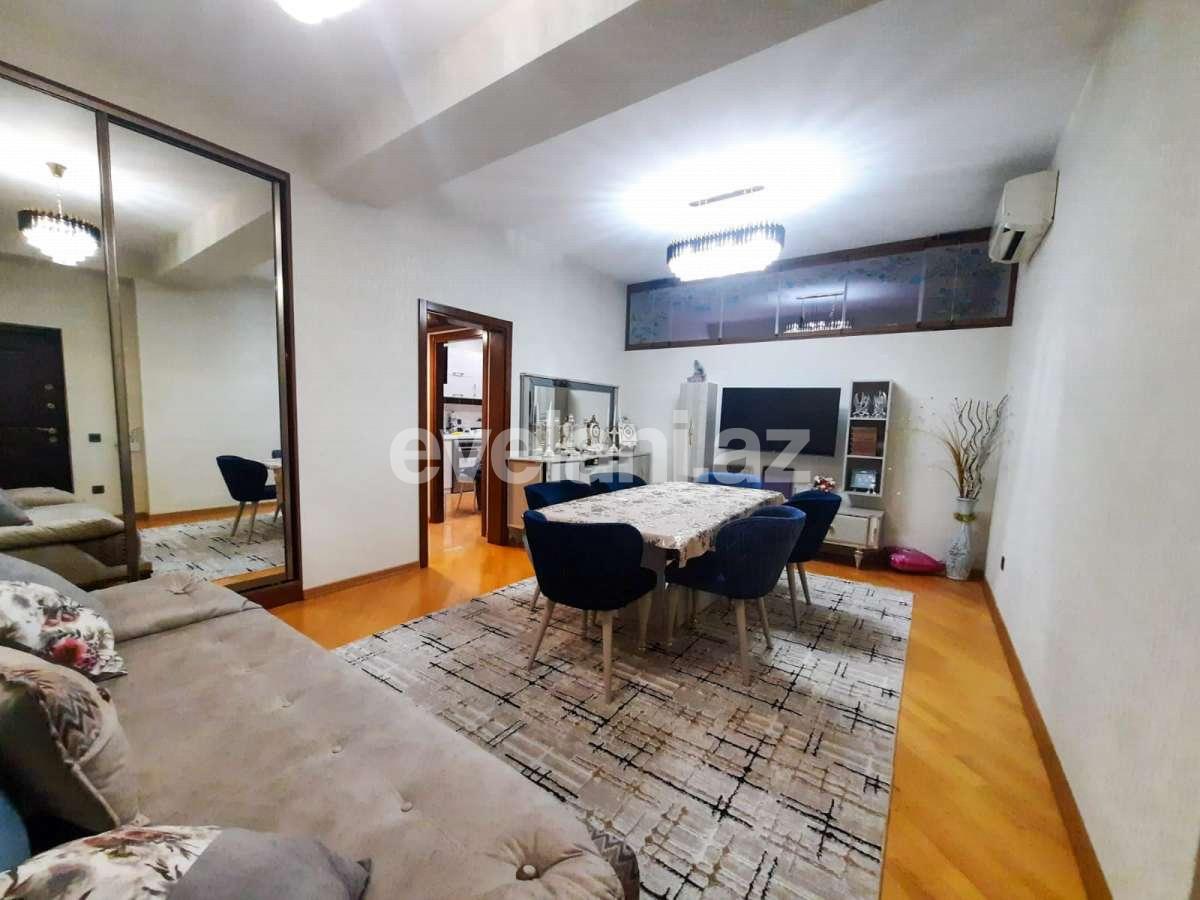 Satılır, yeni tikili, 70 otaqlı, 70 m², Bakı, Nizami r, Neftçilər m.