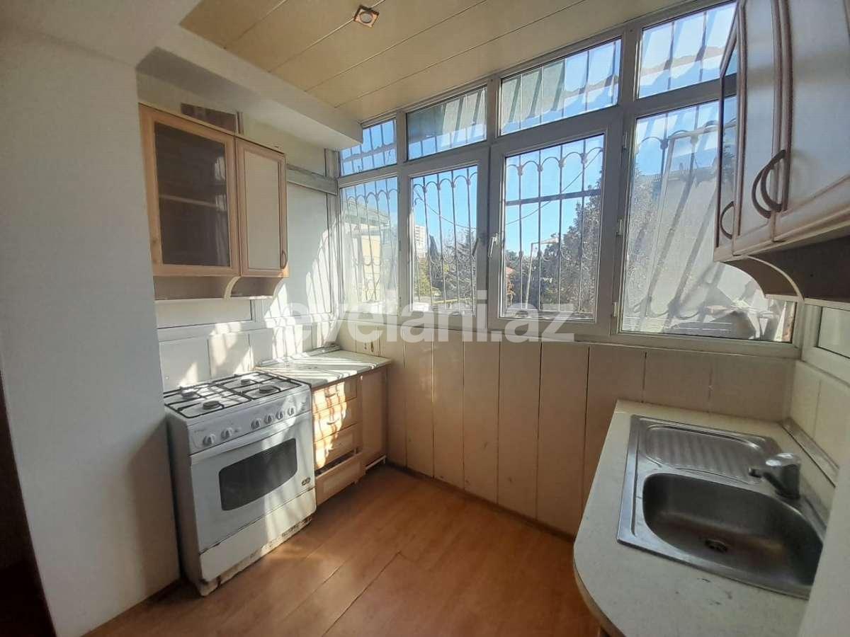 Satılır, köhnə tikili, 2 otaqlı, 40 m², Bakı, Nərimanov r, Nəriman Nərimanov m.