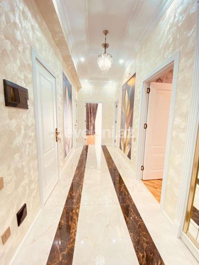 Satılır, yeni tikili, 2 otaqlı, 85 m², Bakı, Nizami r, Qara Qarayev m.