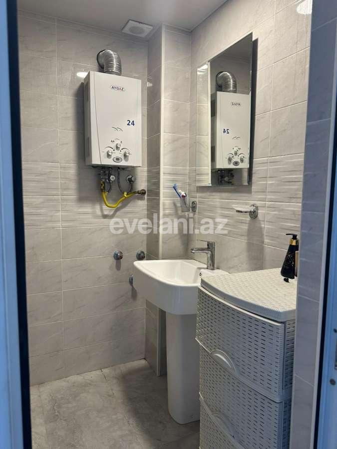 Sale, old building, 1 room, 35 m², Baku, Yasamal r, Elmlar Akademiyası m.