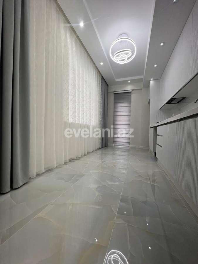 Satılır, yeni tikili, 2 otaqlı, 83 m², Bakı, Nəsimi r, 4-cü mikrorayon q, Memar Əcəmi m.