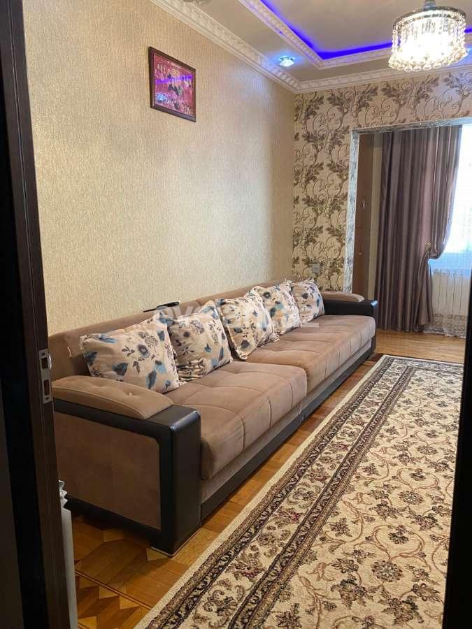 Продаётся, вторичка, 3-комнаты, 52 m², Баку, Бинагадинский r, 9-й микрорайон p.