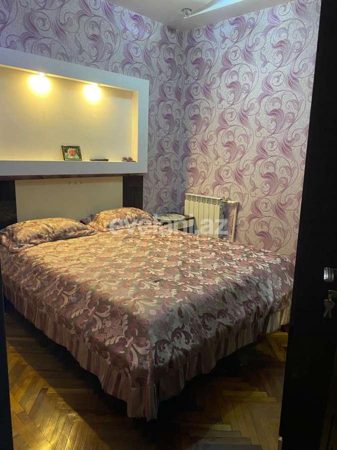 Продаётся, вторичка, 3-комнаты, 52 m², Баку, Бинагадинский r, 9-й микрорайон p.