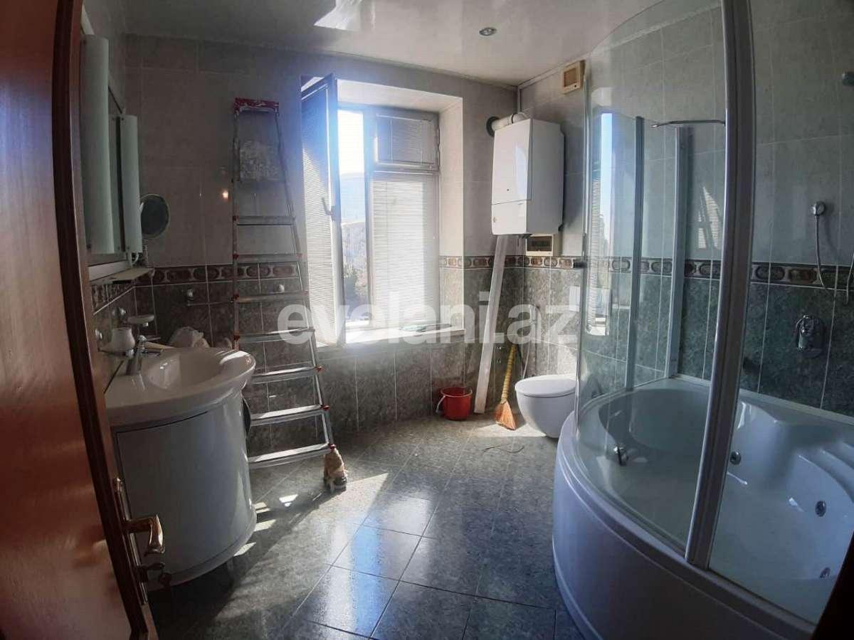 Rent, office, 4 room, 200 m², Baku, Yasamal r, Elmlar Akademiyası m.