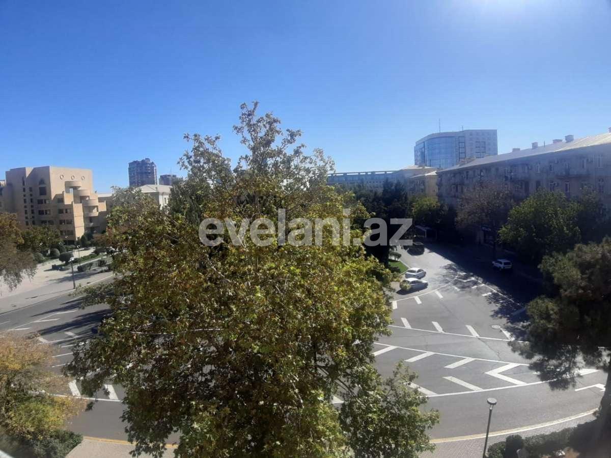 Rent, office, 4 room, 200 m², Baku, Yasamal r, Elmlar Akademiyası m.