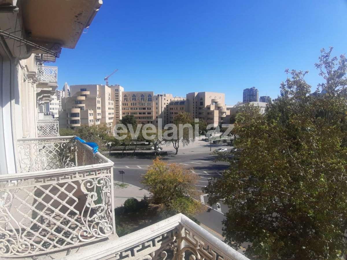 Rent, office, 4 room, 200 m², Baku, Yasamal r, Elmlar Akademiyası m.