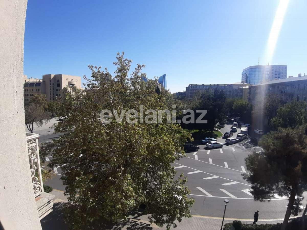Rent, office, 4 room, 200 m², Baku, Yasamal r, Elmlar Akademiyası m.