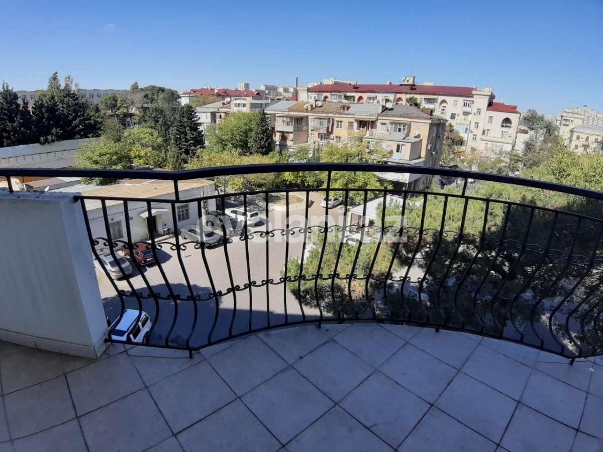 Rent, office, 4 room, 200 m², Baku, Yasamal r, Elmlar Akademiyası m.