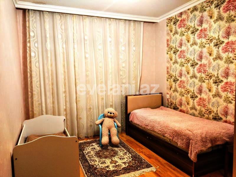 Satılır, köhnə tikili, 3 otaqlı, 75 m², Bakı, Binəqədi r, 6-cı mikrorayon q, Nəsimi m.