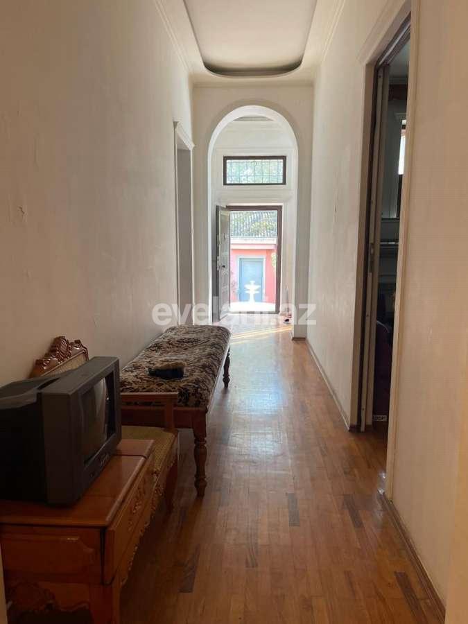 Сдаётся, дом / дача, 4-комнаты, 200 m², Баку, Хатаинский r, Аг шехер p, Шах Исмаил Хатаи m.