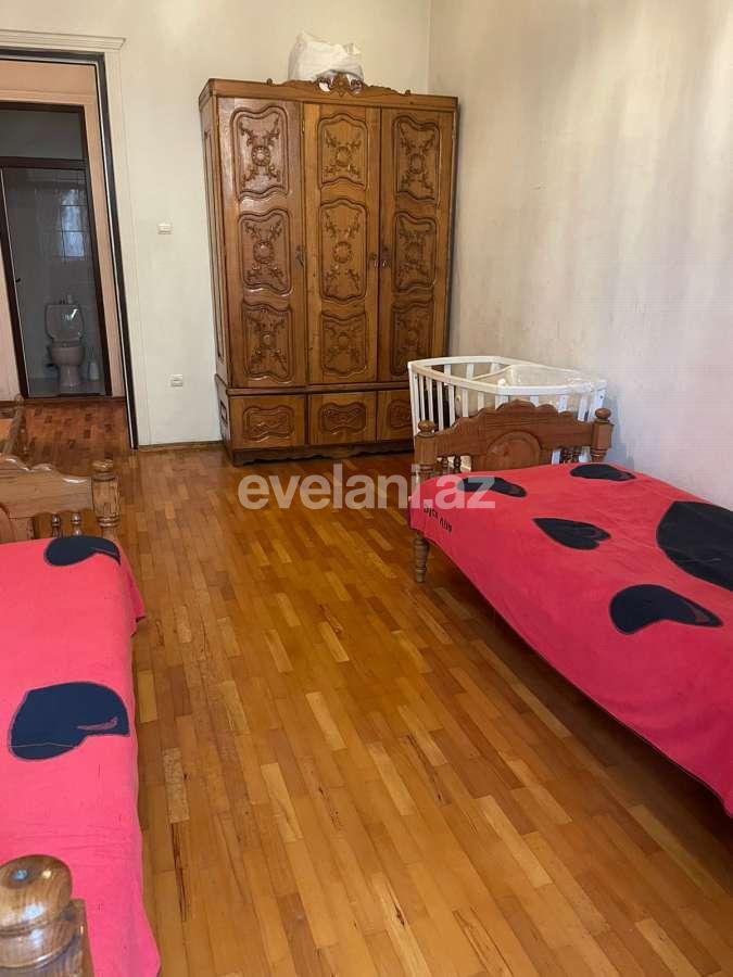 Сдаётся, дом / дача, 4-комнаты, 200 m², Баку, Хатаинский r, Аг шехер p, Шах Исмаил Хатаи m.