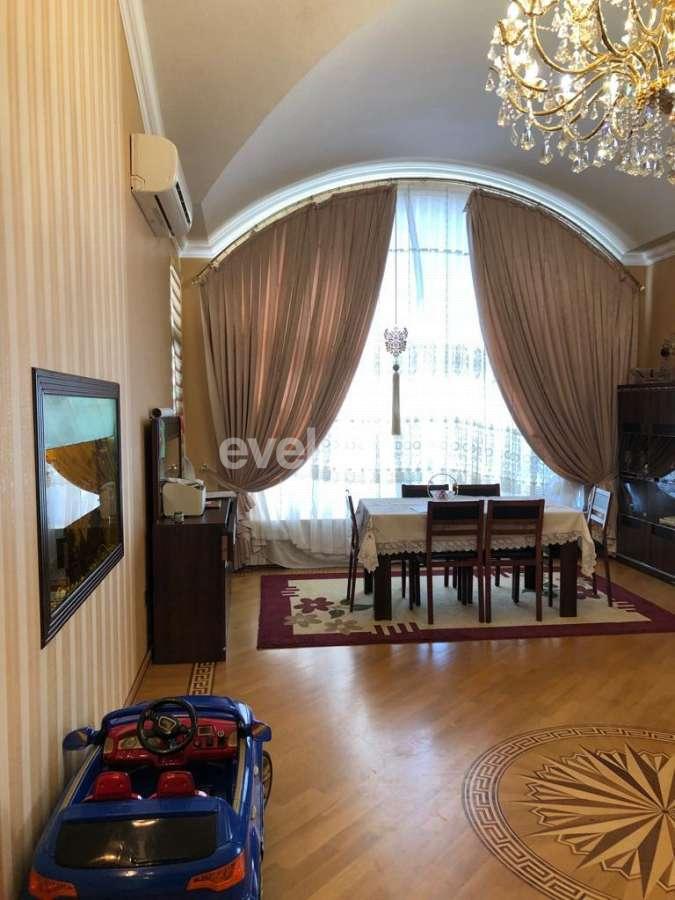 Satılır, yeni tikili, 5 otaqlı, 203 m², Bakı, Yasamal r, Nizami m.