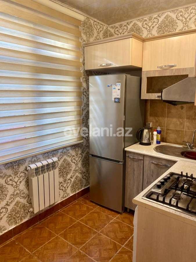 Satılır, köhnə tikili, 2 otaqlı, 55 m², Bakı, Nəsimi r, 4-cü mikrorayon q, Memar Əcəmi m.