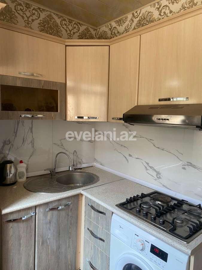 Satılır, köhnə tikili, 2 otaqlı, 55 m², Bakı, Nəsimi r, 4-cü mikrorayon q, Memar Əcəmi m.